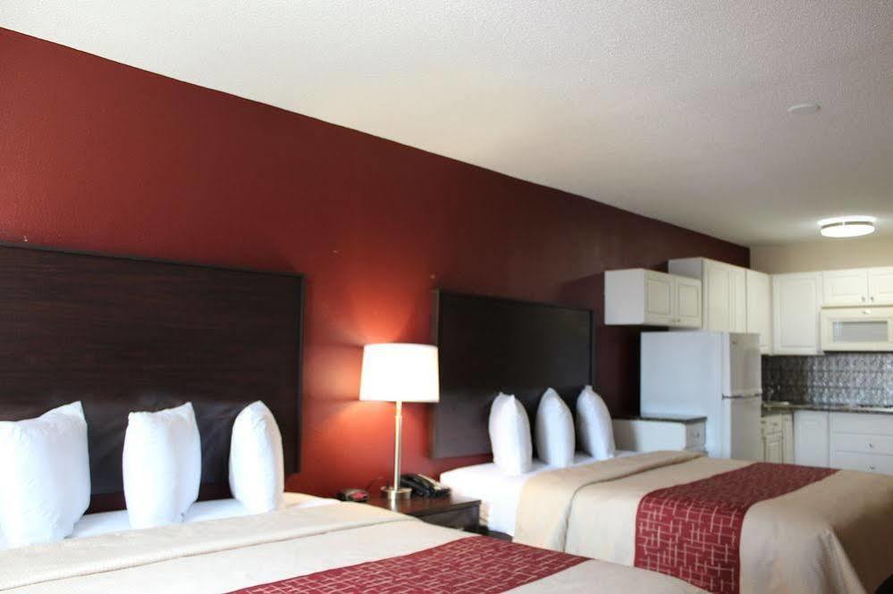 Red Roof Inn & Suites Jacksonville, Nc Esterno foto